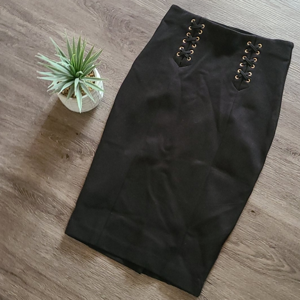 Le Chateau pencil skirt
